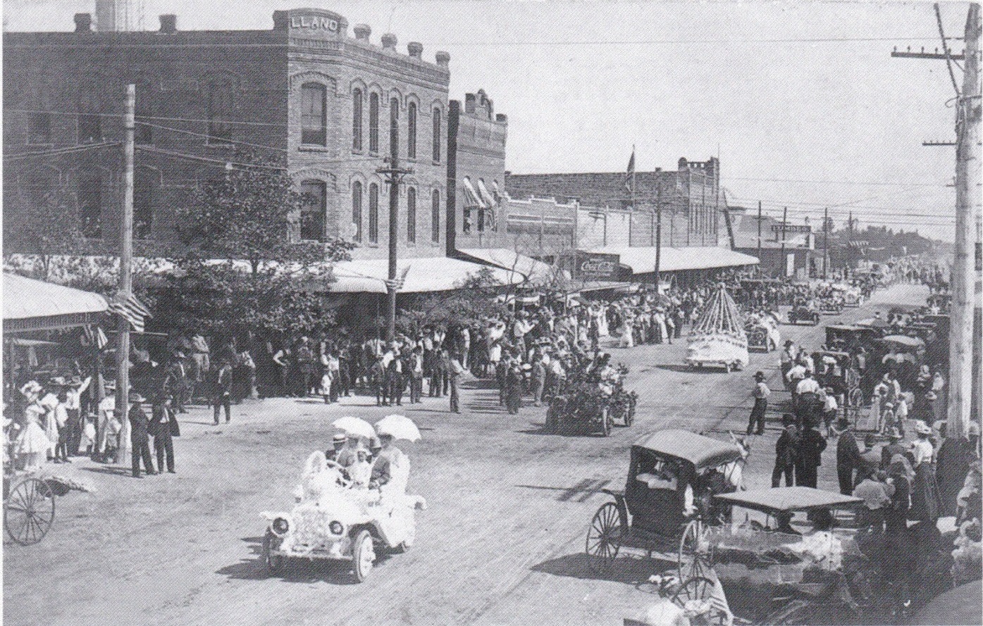 July 4th Parade in Midland Texas in 1918